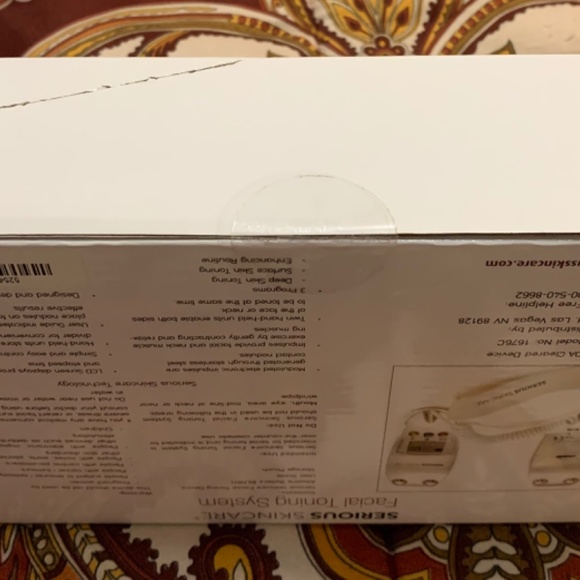 Facial Toning Device - Picture 3 of 3